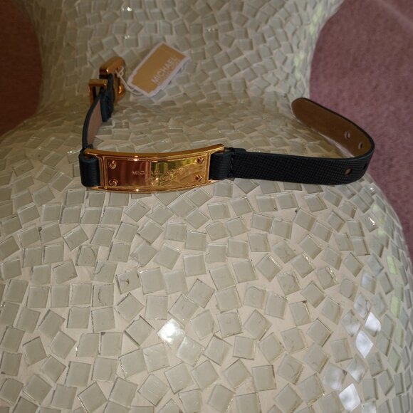 MK blue leather bracelet - Picture 15 of 16